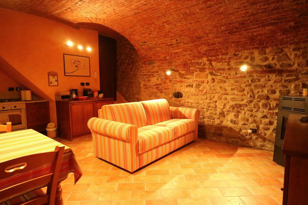 B&B La Corte Suites Salice Terme Εξωτερικό φωτογραφία