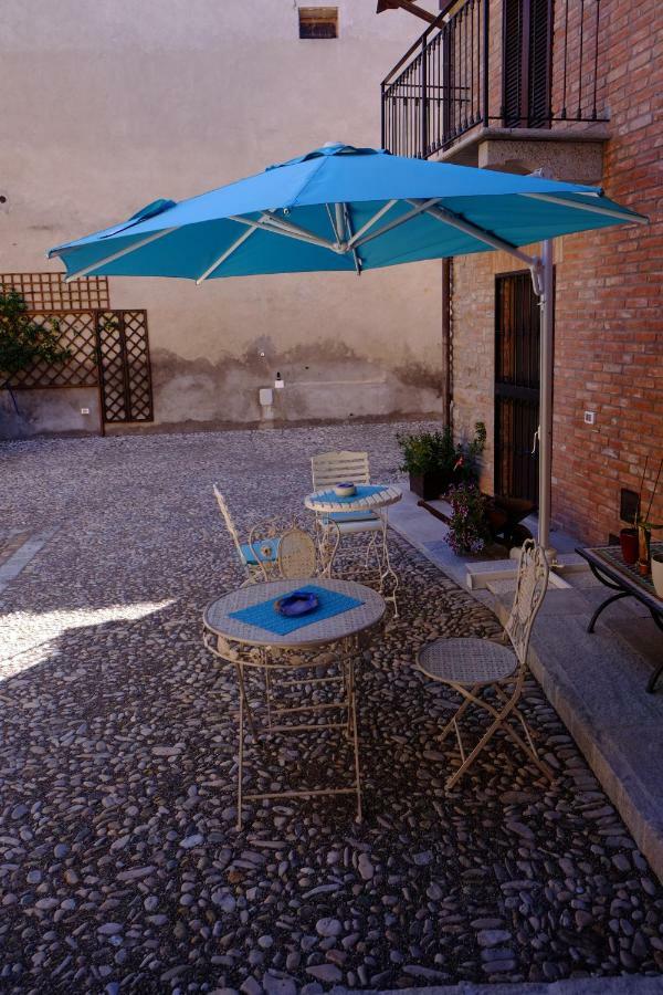 B&B La Corte Suites Salice Terme Εξωτερικό φωτογραφία